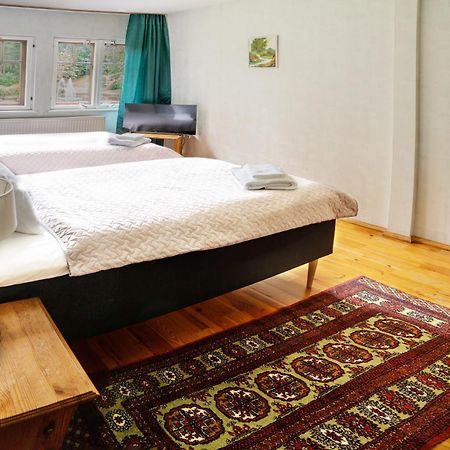 Park Hotel Bruzis 스밀테네 외부 사진